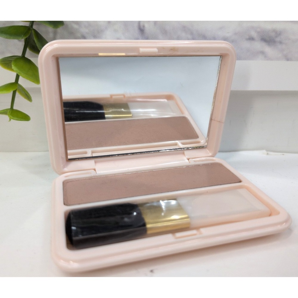 VNTG NEW!🥰Marilyn Miglin HAMPTON SHEER 18118 Pressed Blush Brush Compact MakeUp